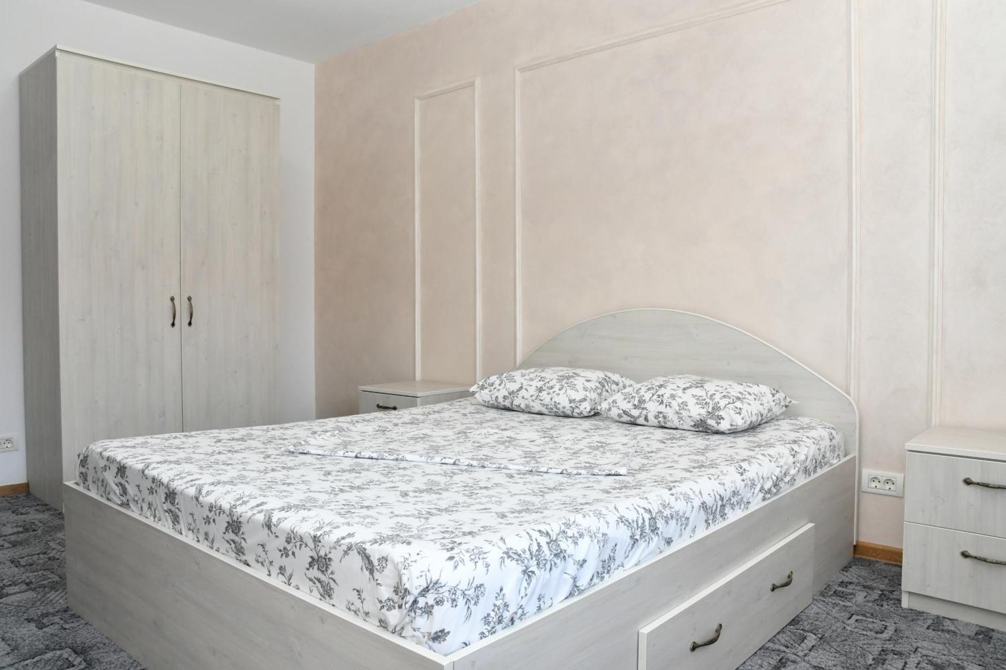 Apartament Luxury - Promenada Mall Craiova Exterior photo
